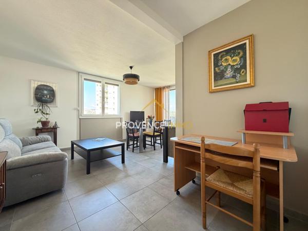 Salon-de-Provence (13300) Appartement T3 entièrement rénové avec balcon et cave