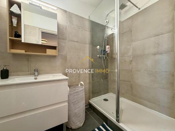 Salon-de-Provence (13300) Appartement T3 entièrement rénové avec balcon et cave