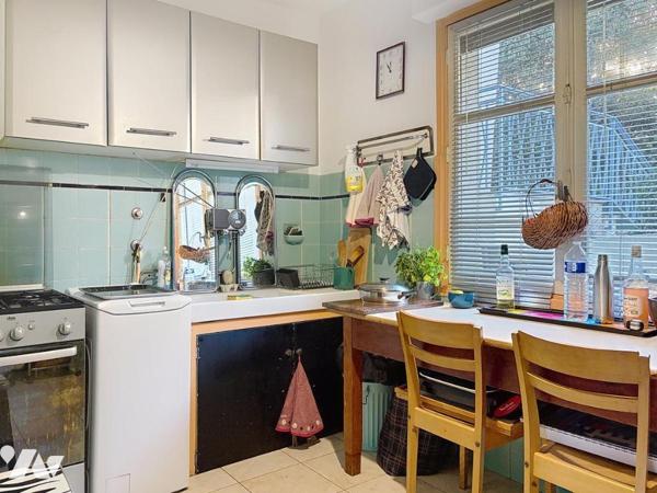 APPARTEMENT  3 Pièces loué résidence au calme Isola Bella avec cave et garage 