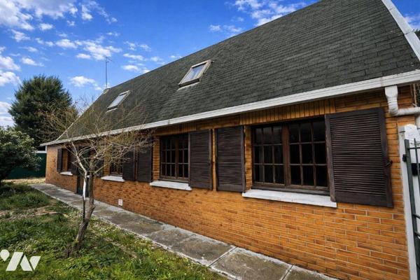 Maison à Vendre à Ostricourt (59162) en Nord (59)

À Ostricourt, cette maison offre une surfa...