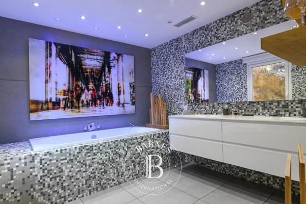 Sanary-sur-Mer, Appartement 3 Chambres -  138 m² à vendre