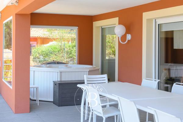 Sanary-sur-Mer, Appartement 3 Chambres -  138 m² à vendre