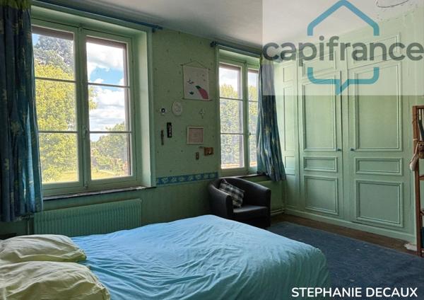 A VENDRE : Maison bourgeoise- Charme fou ! Centre-ville La Capelle (02)