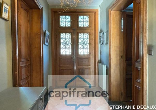 A VENDRE : Maison bourgeoise- Charme fou ! Centre-ville La Capelle (02)