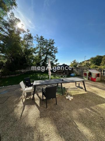 Maison à MONTEREAU-FAULT-YONNE, 77130 - 7 pièces 130m²