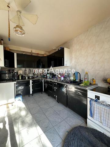 Maison à MONTEREAU-FAULT-YONNE, 77130 - 7 pièces 130m²