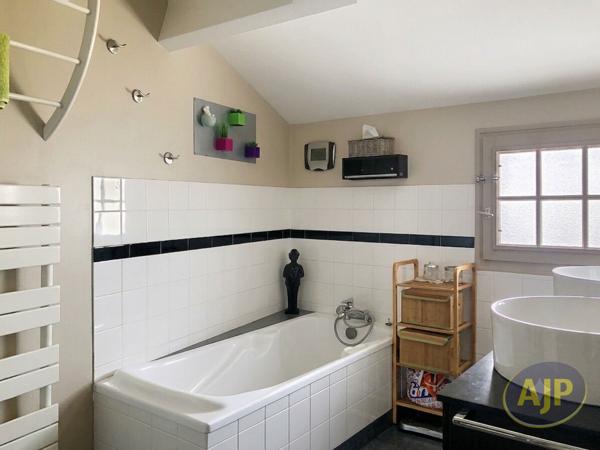 Vente maison Cholet : 296 800 € - AJP Immobilier Cholet