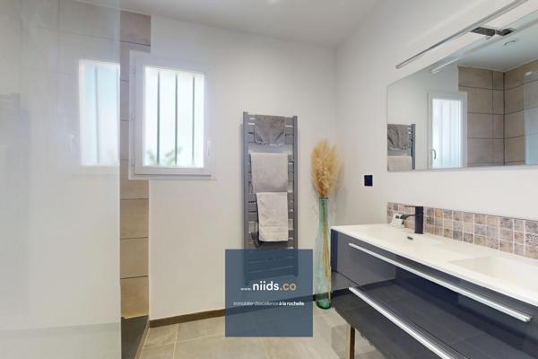 MAISON AVEC SUITE PARENTALE