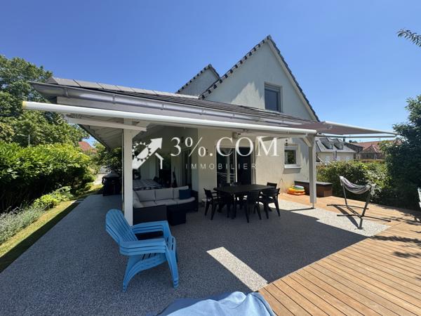 Maison 6 pièce(s) 3 chambre(s) 210 m²