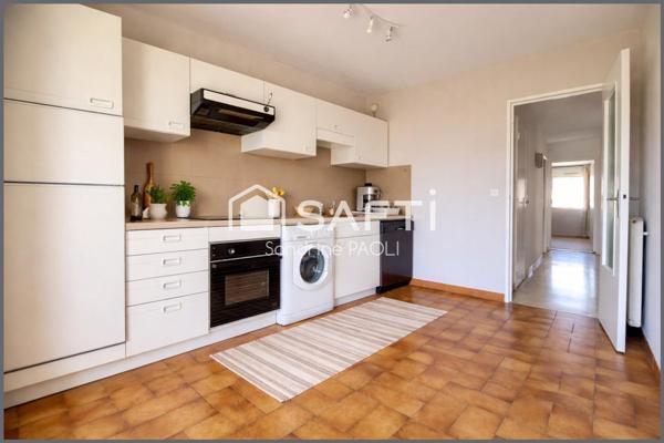Bel appartement lumineux, idéalement situé