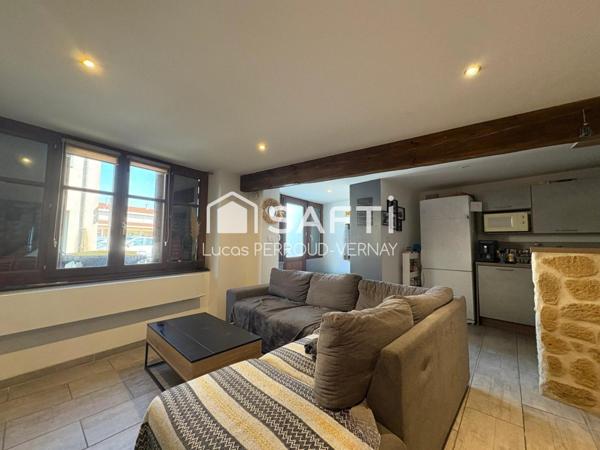 Appartement en duplex au coeur du village de Neuville-les-Dames