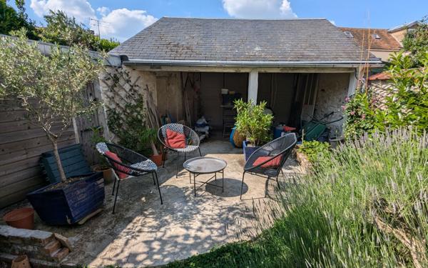 Maison à vendre    9 pièces • 201 m2 Auneau