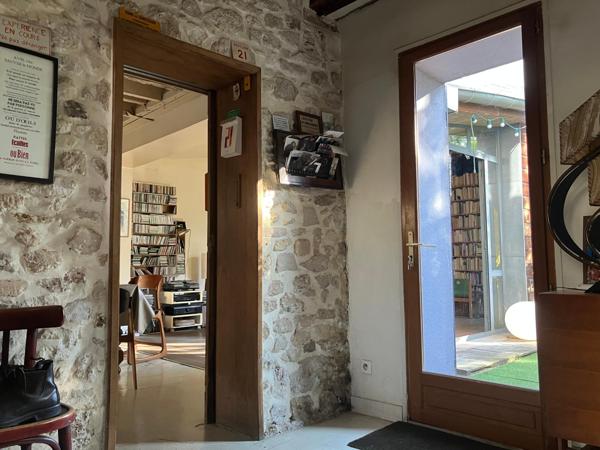 Maison ancienne avec extension en coeur de ville