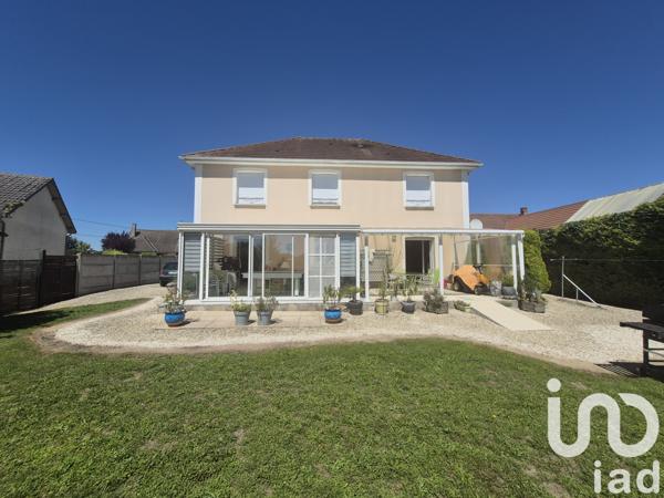 Maison à vendre 5 pièces 136 m² Saint-Just-Sauvage