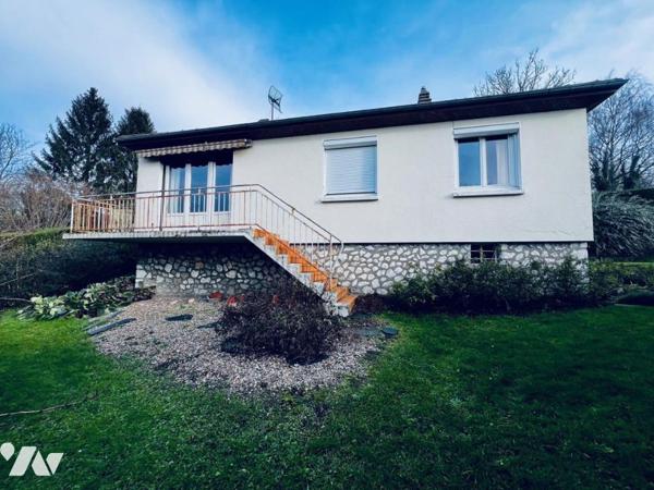 MAISON 4 PIÈCES DE PLAIN-PIED AVEC VUE DÉGAGÉE ET GRAND TERRAIN DE 900 M²