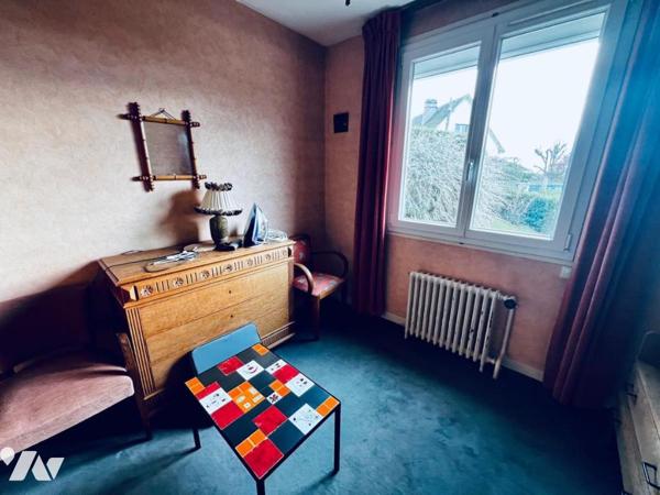 MAISON 4 PIÈCES DE PLAIN-PIED AVEC VUE DÉGAGÉE ET GRAND TERRAIN DE 900 M²