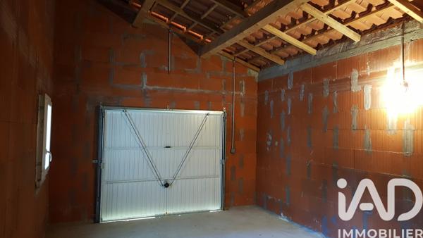 Maison à vendre 4 pièces 152 m² Lambesc