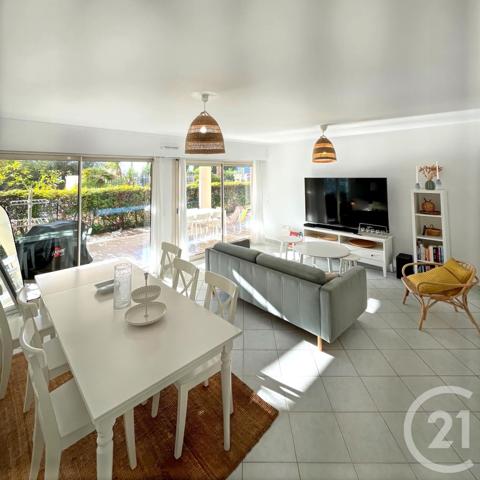 Appartement F4 à vendre  4 pièces - 86,61 m2 CAP D AIL - 06