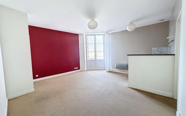 Appartement à vendre    1 pièce • 37,80 m2 Tours