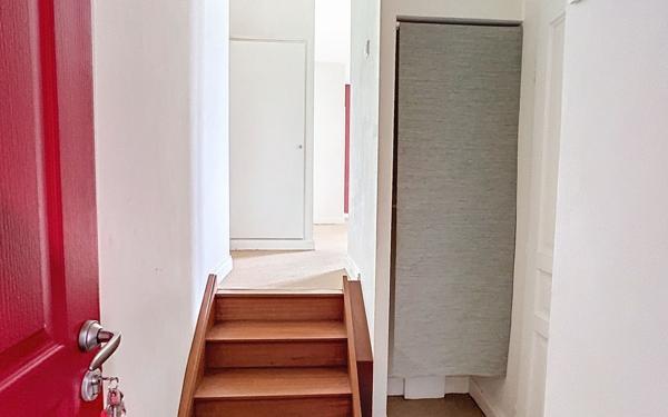 Appartement à vendre    1 pièce • 37,80 m2 Tours