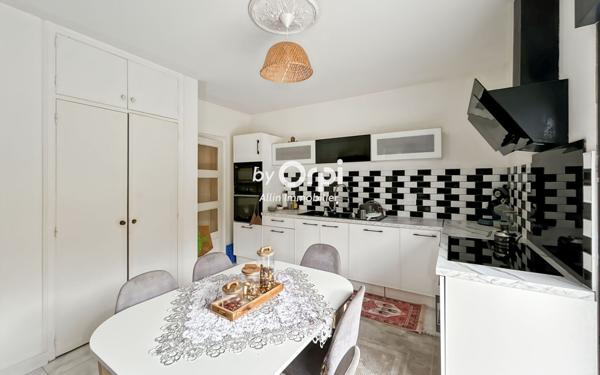 Maison à vendre    5 pièces •  Montluçon