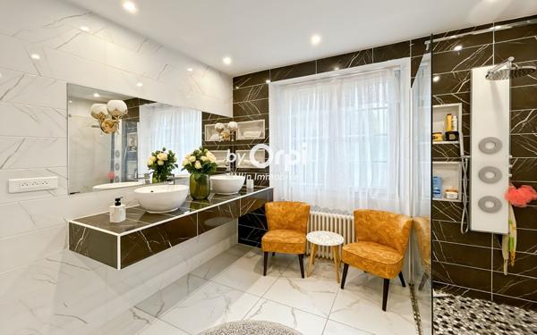 Maison à vendre    5 pièces •  Montluçon