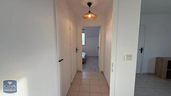 Appartement à louer 2 pièces 57.94m²