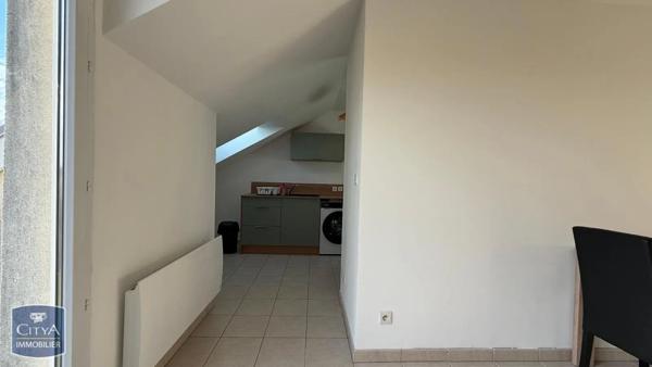 Appartement à louer 2 pièces 57.94m²