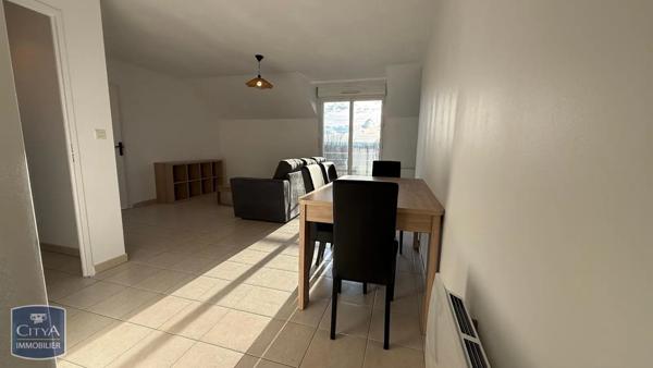 Appartement à louer 2 pièces 57.94m²