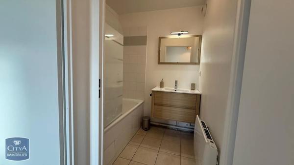 Appartement à louer 2 pièces 57.94m²