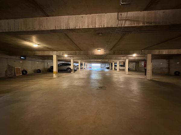 BLOIS - APPARTEMENT DE 76 m² AVEC PARKING PRIVATIF