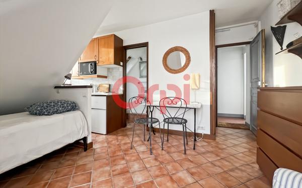 Appartement à vendre    1 pièce •  Paris 11