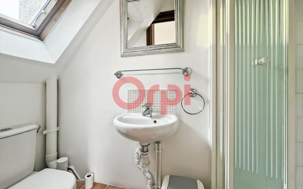 Appartement à vendre    1 pièce •  Paris 11