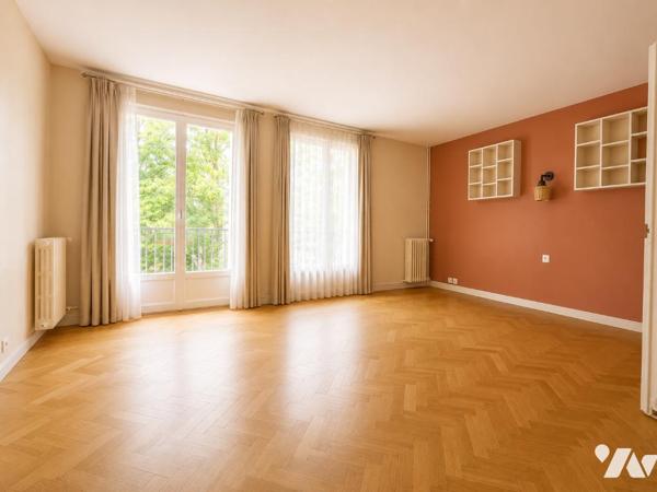 TOURS CENTRE – BOULEVARD BÉRANGER
Appartement de 58,68 m² à rénover avec garage et cave