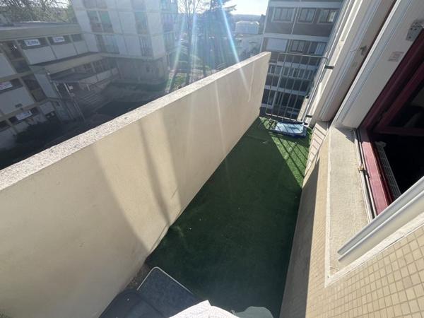 Appartement à vendre |  Vierzon |  2 pièces | 48 m²