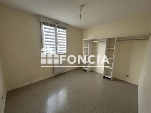 Location Appartement 2 pièces 34.41 m² - 31 RUE DE LA GANTERIE Poitiers 86000