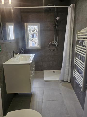 Courthézon (84350) Courthezon Centre maison de Village 122m²