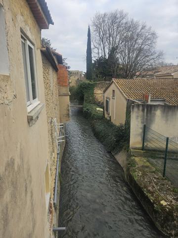 Courthézon (84350) Courthezon Centre maison de Village 122m²