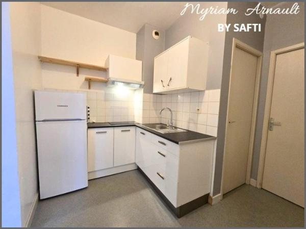 Immeuble de rapport 12 logements + parking privé sécurisé