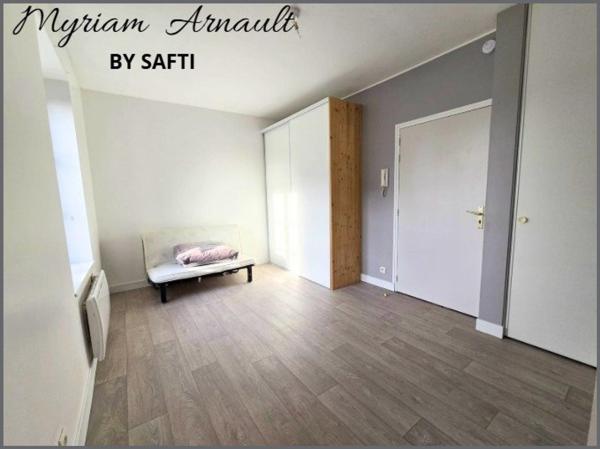 Immeuble de rapport 12 logements + parking privé sécurisé