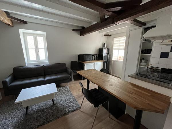 Appartement à louer 590 € CC Salies-de-Béarn 2 p 32 m² DPE D