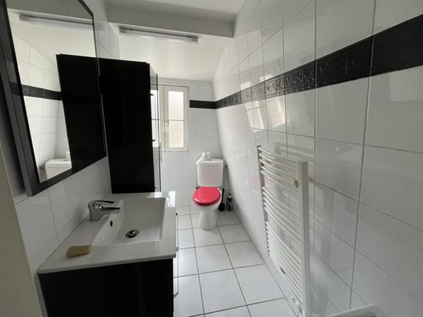 Appartement à louer 590 € CC Salies-de-Béarn 2 p 32 m² DPE D