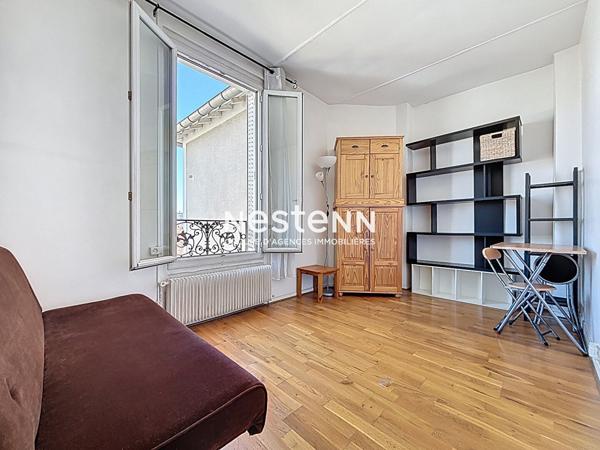 ISSY LES MOULINEAUX - RUE LASSERRE - Vente d'un studio de 19,34 m² au dernier étage