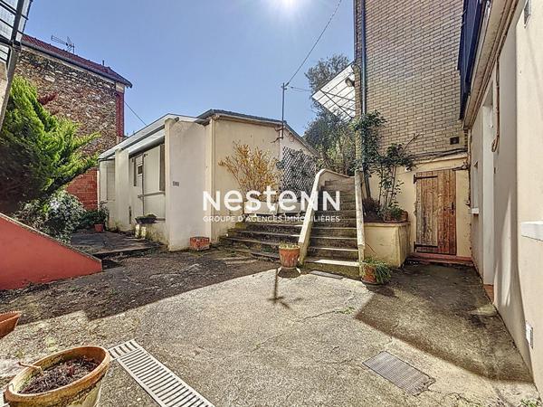 ISSY LES MOULINEAUX - RUE LASSERRE - Vente d'un studio de 19,34 m² au dernier étage