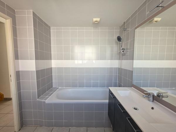 Appartement Dijon 3 pièce(s) 62.31 m2