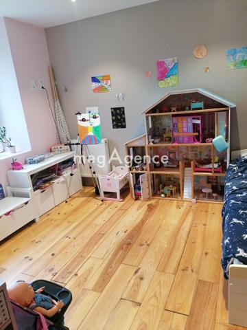 Maison à FLOTTEMANVILLE-HAGUE, 50690 - 6 pièces 165m²