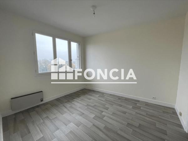 Location Appartement 2 pièces 40.59 m² - 64 RUE DE FALAISE Caen 14000