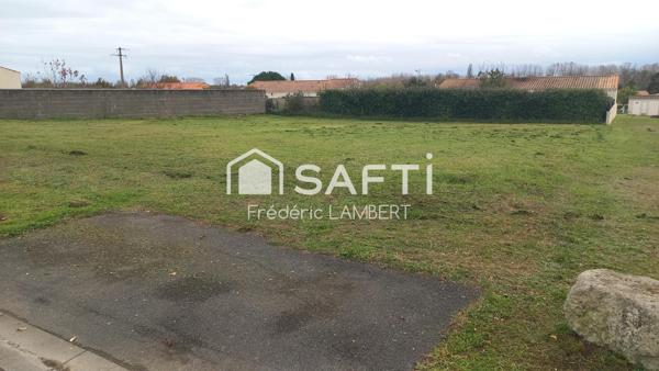 Terrain viabilisé 924 m² – Libre constructeur