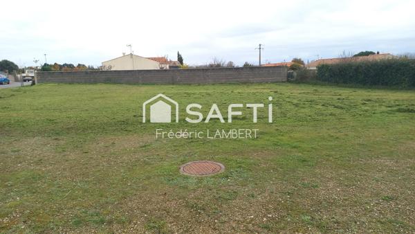 Terrain viabilisé 924 m² – Libre constructeur