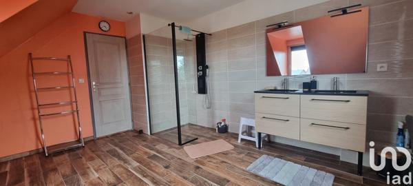 Maison à vendre 7 pièces 195 m² Sainte-Croix-sur-Mer